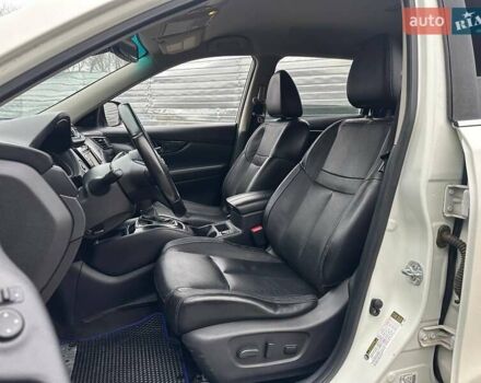 Белый Ниссан Rogue, объемом двигателя 2.49 л и пробегом 112 тыс. км за 13690 $, фото 8 на Automoto.ua