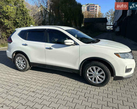 Белый Ниссан Rogue, объемом двигателя 2.49 л и пробегом 160 тыс. км за 14000 $, фото 10 на Automoto.ua