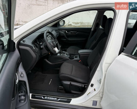 Білий Ніссан Rogue, об'ємом двигуна 2.5 л та пробігом 151 тис. км за 12950 $, фото 57 на Automoto.ua