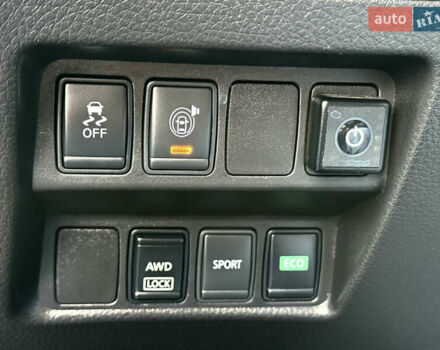 Белый Ниссан Rogue, объемом двигателя 2.49 л и пробегом 133 тыс. км за 13900 $, фото 59 на Automoto.ua