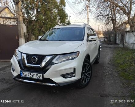Белый Ниссан Rogue, объемом двигателя 0 л и пробегом 72 тыс. км за 14900 $, фото 3 на Automoto.ua