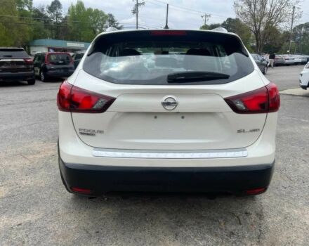 Белый Ниссан Rogue, объемом двигателя 2 л и пробегом 69 тыс. км за 6500 $, фото 3 на Automoto.ua