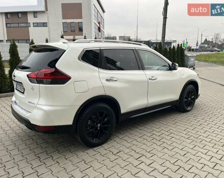 Белый Ниссан Rogue, объемом двигателя 2.5 л и пробегом 120 тыс. км за 14300 $, фото 6 на Automoto.ua