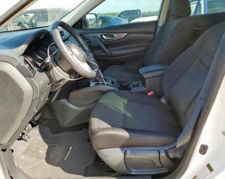 Ниссан Rogue 2017 в Днепре (Днепропетровске) на Automoto.ua Белый Ниссан Rogue, объемом двигателя 2.5 л и пробегом 102 тыс. км за 2100 $, фото 6 на Automoto.ua