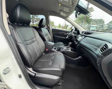 Белый Ниссан Rogue, объемом двигателя 2 л и пробегом 52 тыс. км за 7600 $, фото 8 на Automoto.ua