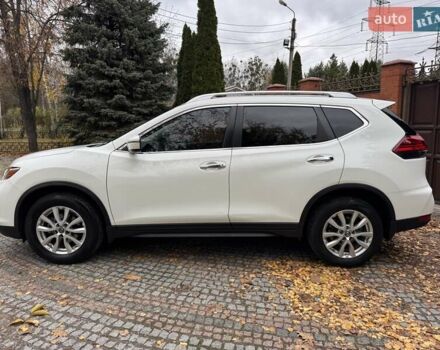 Белый Ниссан Rogue, объемом двигателя 2.49 л и пробегом 88 тыс. км за 14200 $, фото 5 на Automoto.ua