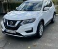 Ниссан Rogue 2017 в Киеве на Automoto.ua Белый Ниссан Rogue, объемом двигателя 2.49 л и пробегом 119 тыс. км за 13952 $, фото 1 на Automoto.ua