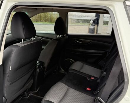 Белый Ниссан Rogue, объемом двигателя 2.5 л и пробегом 108 тыс. км за 15400 $, фото 11 на Automoto.ua