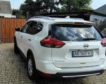 Белый Ниссан Rogue, объемом двигателя 2.5 л и пробегом 120 тыс. км за 17500 $, фото 2 на Automoto.ua
