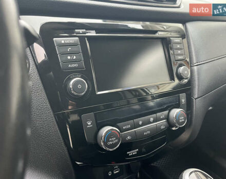 Белый Ниссан Rogue, объемом двигателя 2.5 л и пробегом 120 тыс. км за 14300 $, фото 24 на Automoto.ua