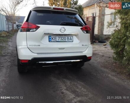 Белый Ниссан Rogue, объемом двигателя 2.49 л и пробегом 115 тыс. км за 14900 $, фото 14 на Automoto.ua