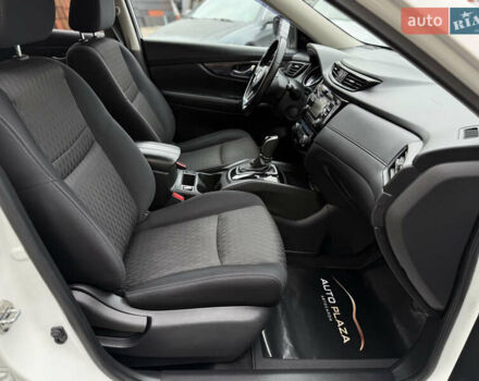 Белый Ниссан Rogue, объемом двигателя 2.49 л и пробегом 133 тыс. км за 13900 $, фото 41 на Automoto.ua