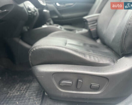 Белый Ниссан Rogue, объемом двигателя 2.5 л и пробегом 144 тыс. км за 15999 $, фото 14 на Automoto.ua