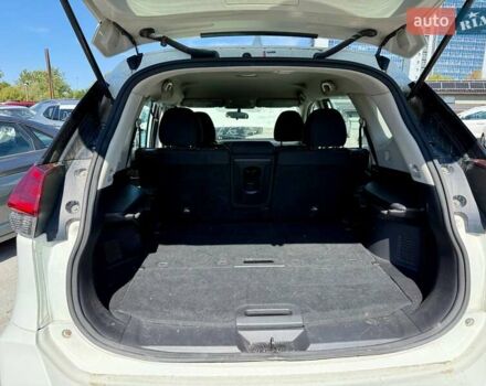 Белый Ниссан Rogue, объемом двигателя 2.49 л и пробегом 85 тыс. км за 7000 $, фото 22 на Automoto.ua