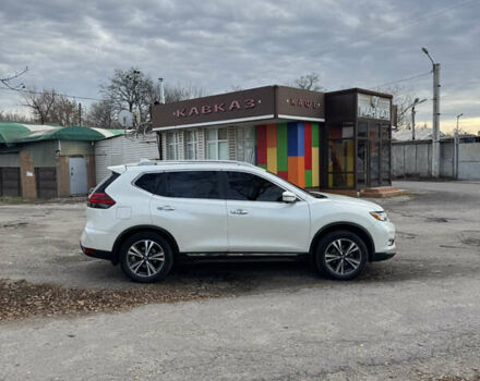 Белый Ниссан Rogue, объемом двигателя 2.49 л и пробегом 107 тыс. км за 16800 $, фото 3 на Automoto.ua