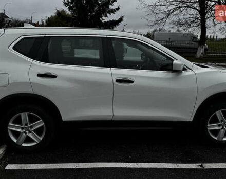 Белый Ниссан Rogue, объемом двигателя 2.5 л и пробегом 120 тыс. км за 13900 $, фото 7 на Automoto.ua