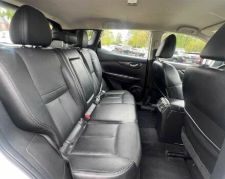 Белый Ниссан Rogue, объемом двигателя 2 л и пробегом 69 тыс. км за 6500 $, фото 9 на Automoto.ua