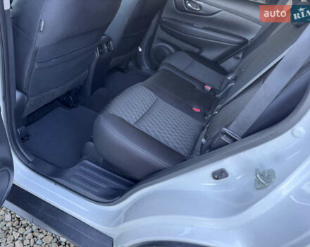 Белый Ниссан Rogue, объемом двигателя 2.5 л и пробегом 151 тыс. км за 14300 $, фото 38 на Automoto.ua