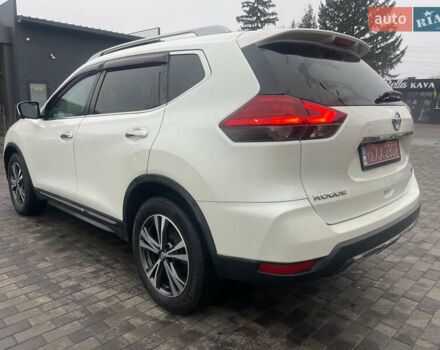 Белый Ниссан Rogue, объемом двигателя 2.5 л и пробегом 144 тыс. км за 15999 $, фото 3 на Automoto.ua