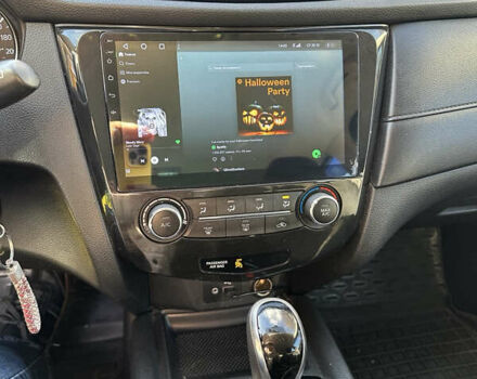 Белый Ниссан Rogue, объемом двигателя 2.49 л и пробегом 160 тыс. км за 14000 $, фото 8 на Automoto.ua