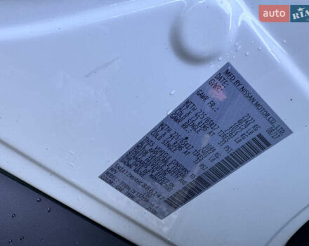 Белый Ниссан Rogue, объемом двигателя 2.5 л и пробегом 151 тыс. км за 14300 $, фото 36 на Automoto.ua