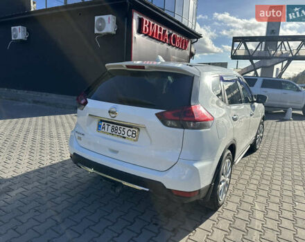 Белый Ниссан Rogue, объемом двигателя 2.49 л и пробегом 160 тыс. км за 14000 $, фото 9 на Automoto.ua