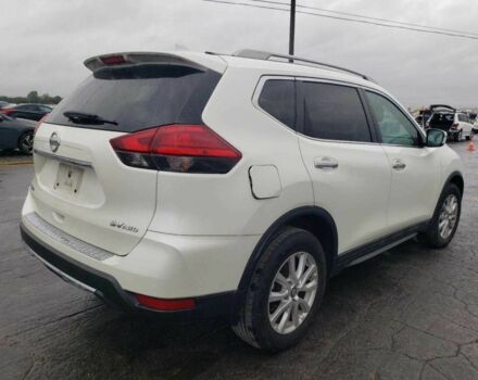 Белый Ниссан Rogue, объемом двигателя 2.5 л и пробегом 73 тыс. км за 2200 $, фото 2 на Automoto.ua