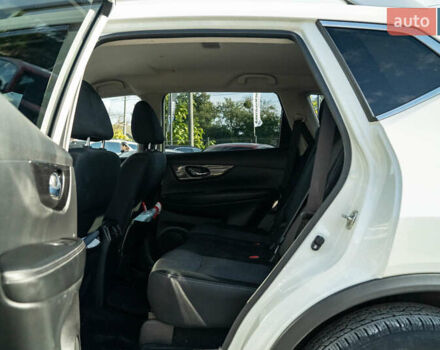 Белый Ниссан Rogue, объемом двигателя 2.49 л и пробегом 132 тыс. км за 14900 $, фото 28 на Automoto.ua