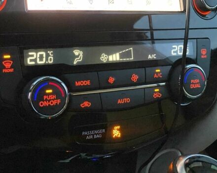 Білий Ніссан Rogue, об'ємом двигуна 2 л та пробігом 61 тис. км за 17690 $, фото 19 на Automoto.ua