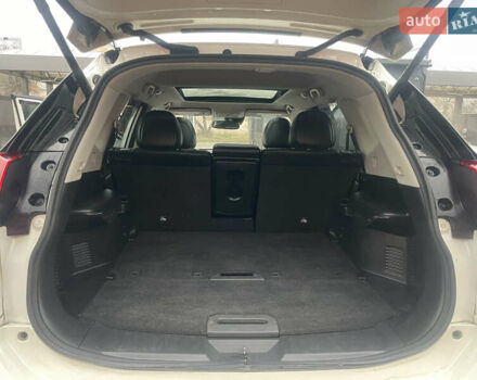 Белый Ниссан Rogue, объемом двигателя 2.5 л и пробегом 144 тыс. км за 15999 $, фото 22 на Automoto.ua