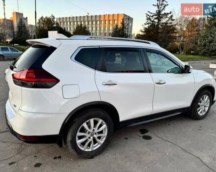 Белый Ниссан Rogue, объемом двигателя 2.49 л и пробегом 167 тыс. км за 15300 $, фото 3 на Automoto.ua