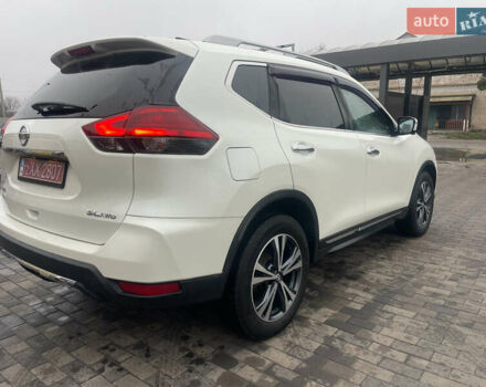 Белый Ниссан Rogue, объемом двигателя 2.5 л и пробегом 144 тыс. км за 15999 $, фото 5 на Automoto.ua