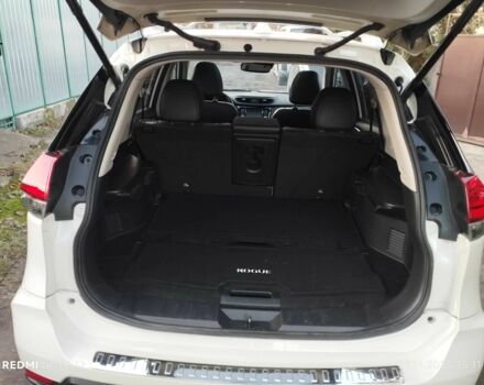 Белый Ниссан Rogue, объемом двигателя 0 л и пробегом 72 тыс. км за 14900 $, фото 12 на Automoto.ua