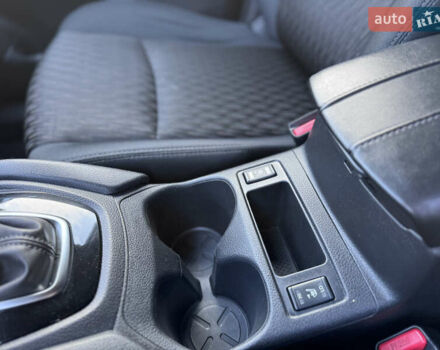 Белый Ниссан Rogue, объемом двигателя 2.5 л и пробегом 151 тыс. км за 14300 $, фото 33 на Automoto.ua