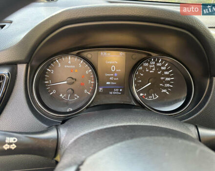 Белый Ниссан Rogue, объемом двигателя 2.49 л и пробегом 160 тыс. км за 14000 $, фото 4 на Automoto.ua