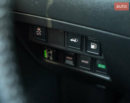 Белый Ниссан Rogue, объемом двигателя 2.49 л и пробегом 132 тыс. км за 14900 $, фото 16 на Automoto.ua