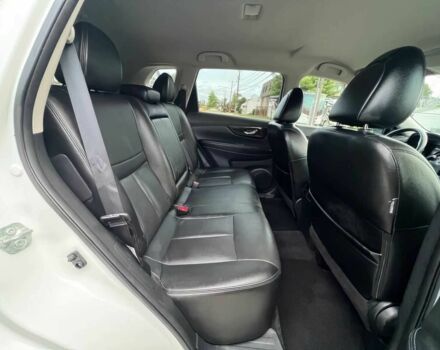 Белый Ниссан Rogue, объемом двигателя 2 л и пробегом 52 тыс. км за 7600 $, фото 10 на Automoto.ua