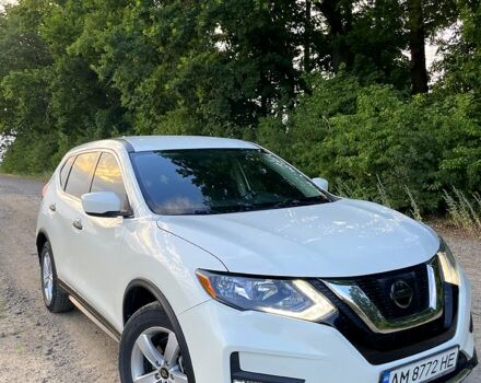 Білий Ніссан Rogue, об'ємом двигуна 2.5 л та пробігом 196 тис. км за 12600 $, фото 8 на Automoto.ua