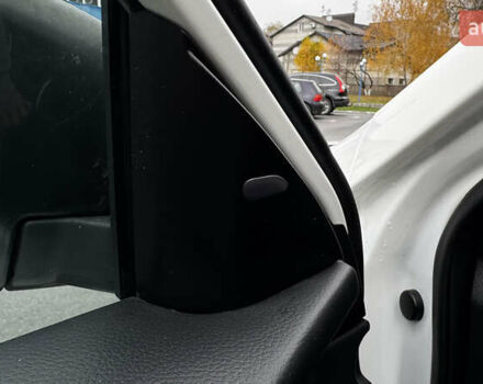 Белый Ниссан Rogue, объемом двигателя 2.5 л и пробегом 120 тыс. км за 13900 $, фото 22 на Automoto.ua