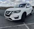 Белый Ниссан Rogue, объемом двигателя 2.5 л и пробегом 256 тыс. км за 12999 $, фото 3 на Automoto.ua