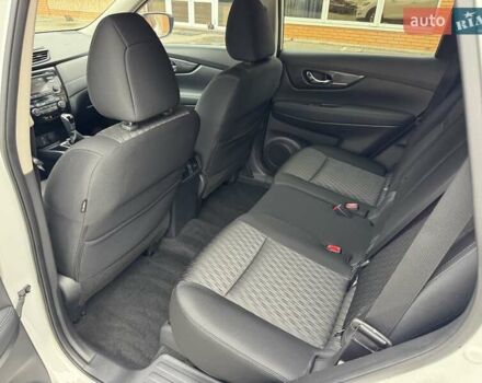 Белый Ниссан Rogue, объемом двигателя 2.49 л и пробегом 88 тыс. км за 14200 $, фото 19 на Automoto.ua