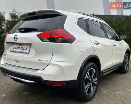 Белый Ниссан Rogue, объемом двигателя 2.49 л и пробегом 112 тыс. км за 13690 $, фото 4 на Automoto.ua