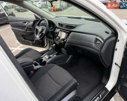 Білий Ніссан Rogue, об'ємом двигуна 2.5 л та пробігом 151 тис. км за 12950 $, фото 46 на Automoto.ua