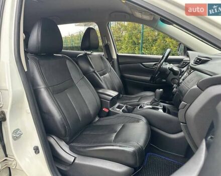 Белый Ниссан Rogue, объемом двигателя 2.49 л и пробегом 112 тыс. км за 13690 $, фото 11 на Automoto.ua