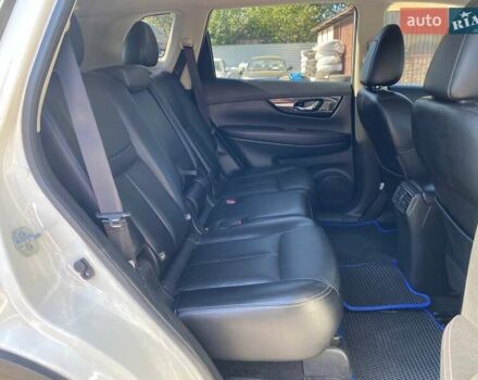 Белый Ниссан Rogue, объемом двигателя 2.49 л и пробегом 112 тыс. км за 14290 $, фото 10 на Automoto.ua