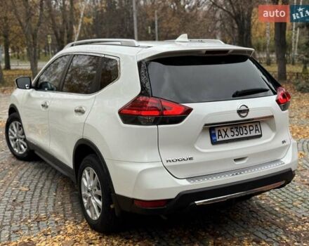 Белый Ниссан Rogue, объемом двигателя 2.49 л и пробегом 88 тыс. км за 14200 $, фото 8 на Automoto.ua