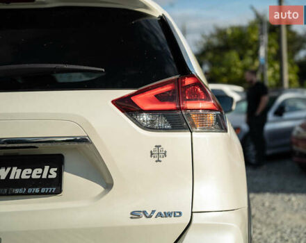 Белый Ниссан Rogue, объемом двигателя 2.49 л и пробегом 132 тыс. км за 14900 $, фото 6 на Automoto.ua