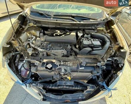 Белый Ниссан Rogue, объемом двигателя 2.49 л и пробегом 85 тыс. км за 7000 $, фото 19 на Automoto.ua