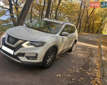 Белый Ниссан Rogue, объемом двигателя 2.49 л и пробегом 89 тыс. км за 16900 $, фото 10 на Automoto.ua