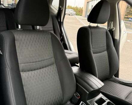 Белый Ниссан Rogue, объемом двигателя 2.5 л и пробегом 108 тыс. км за 15400 $, фото 13 на Automoto.ua